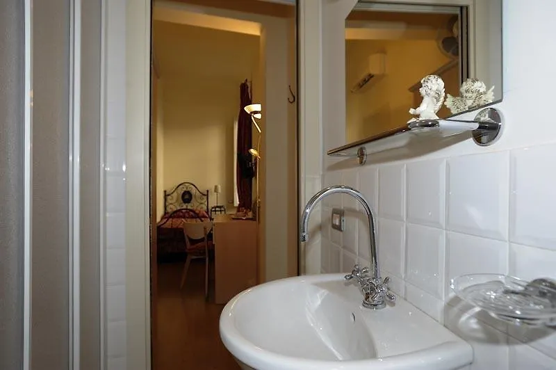 Nocleg ze śniadaniem B&B Di Piazza Del Duomo Florencja